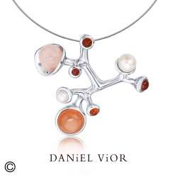 Pendant ECTO-O White Pearl-Pink Quartz (Ag.925)